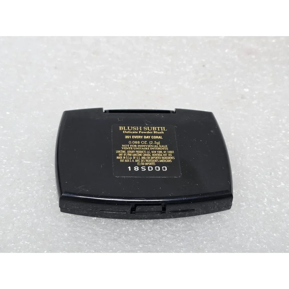 Lancôme Blush Subtil Delicate Powder Blush 351Every Day Coral .088 oz